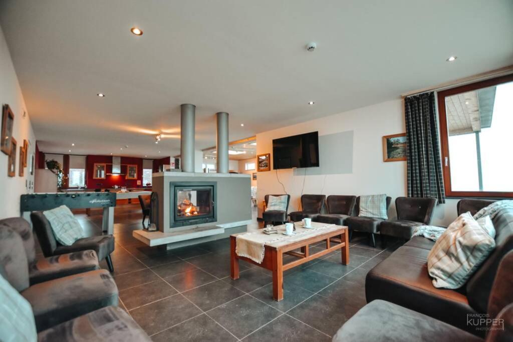 Les Loneux 27 Pers, Malmedy - Vue Incroyable - Wellness, Billard, Home Cinema Luaran gambar
